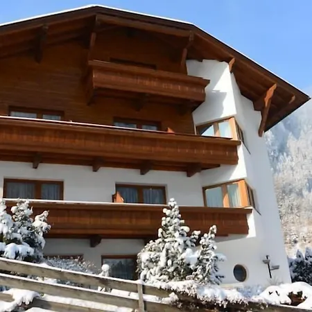 فندق Intermontana Garni Zaunhof