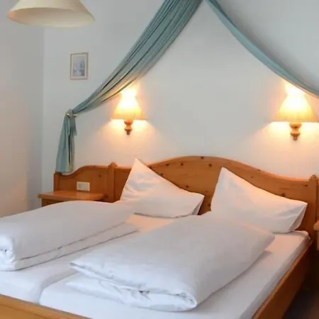 Hotel Intermontana Garni 3*