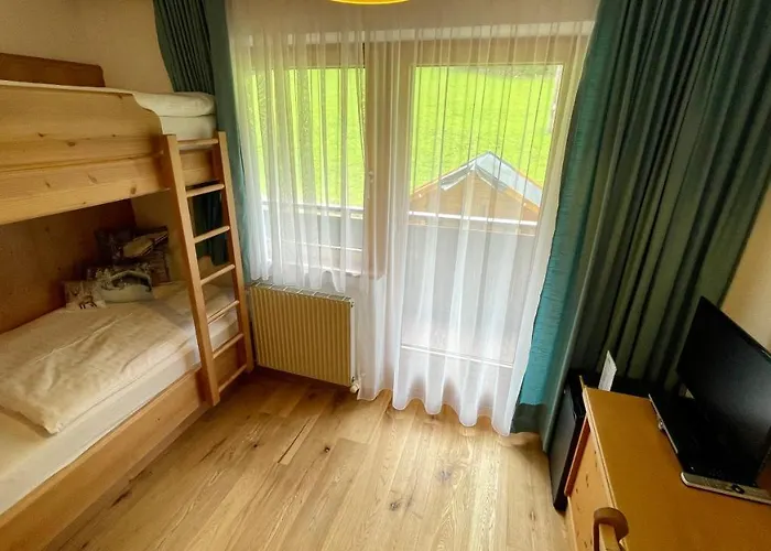 Intermontana Garni Otel 3*