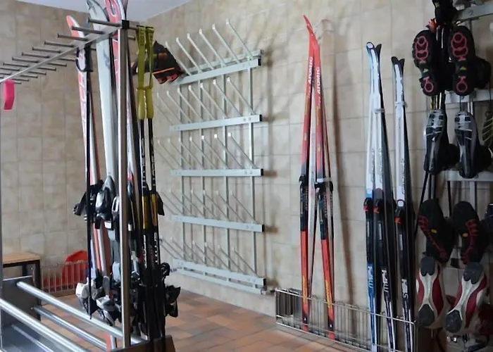 Intermontana Garni Otel 3*