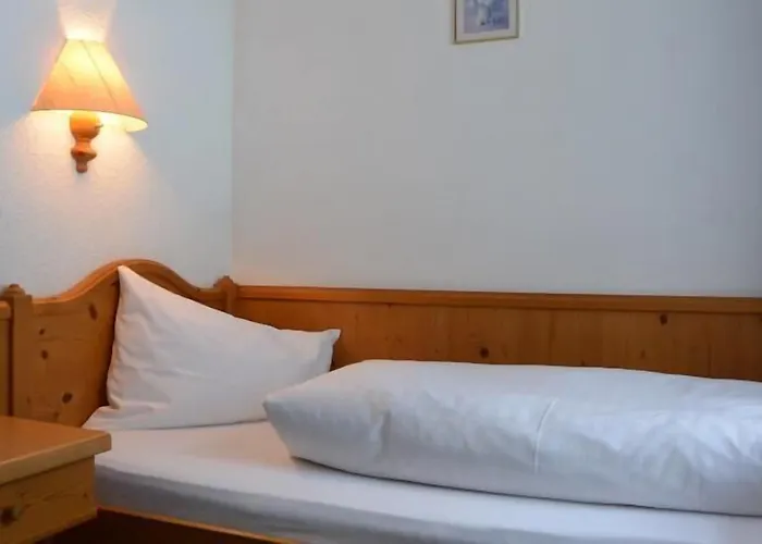 Otel Intermontana Garni Zaunhof