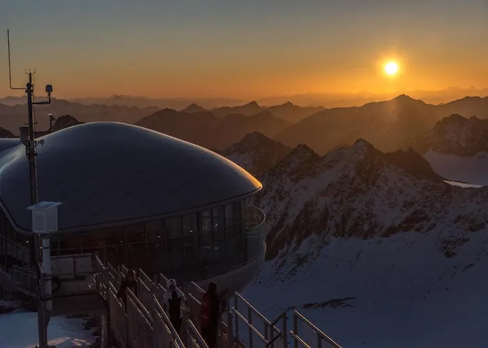 Intermontana Garni Otel 3*