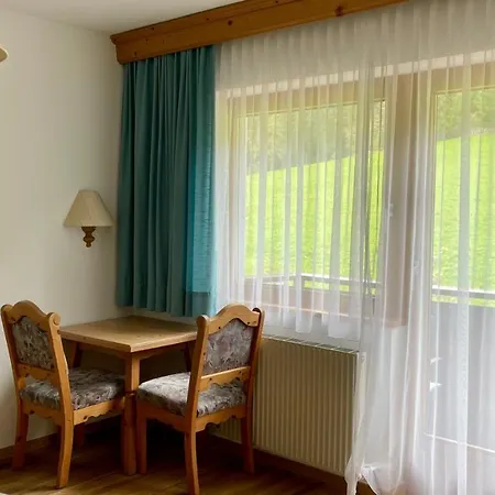 Intermontana Garni 3* Zaunhof