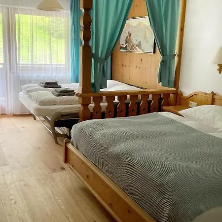 Szálloda Intermontana Garni Zaunhof