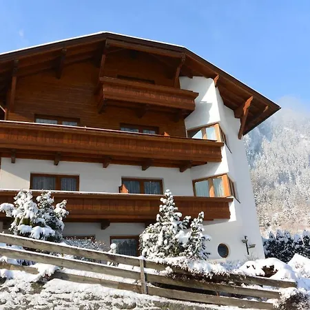 Intermontana Hotel 3*
