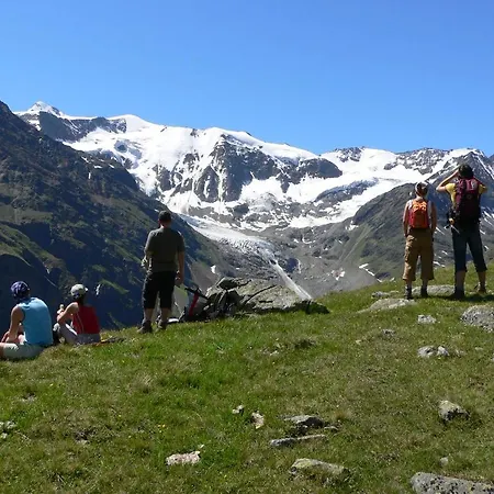 Szálloda Intermontana Garni 3*