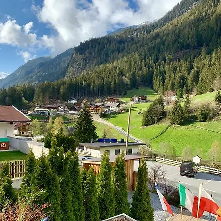 Szálloda Intermontana Garni 3*