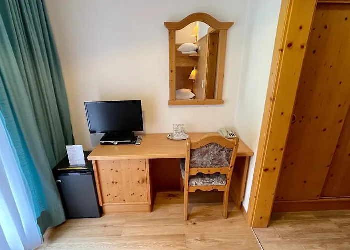 Отель Intermontana Garni Zaunhof