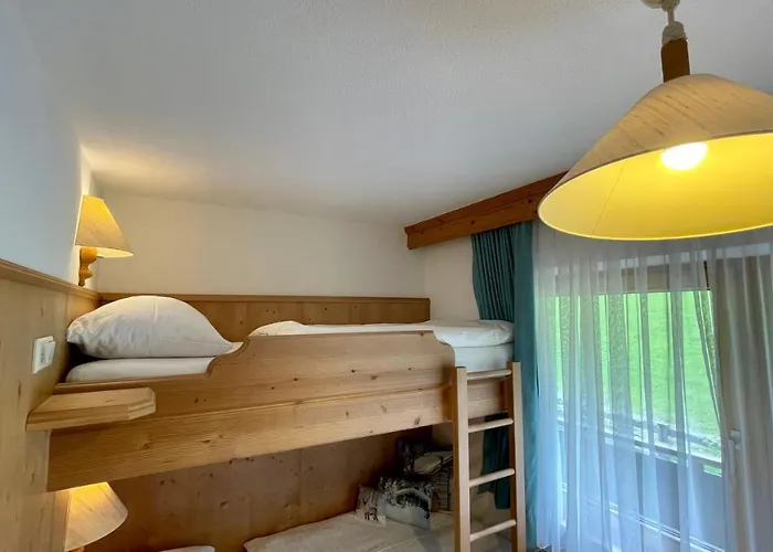 Intermontana Garni 3*